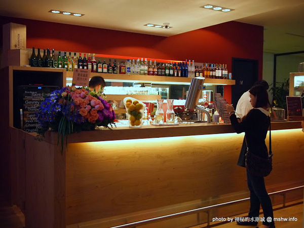 Vapiano Taichung1:【食記】台中西區-慢走義大利麵 VAPiANO Taichung 1 : 德國來的義麵品牌,但口味不如預期...