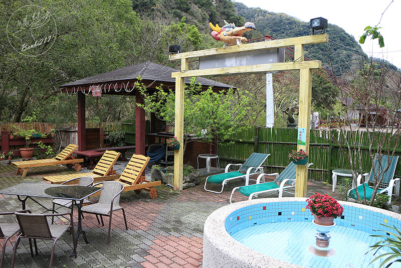 Banbi217 美食旅遊: [台東南橫旅遊住宿]到天使居住的地方旅行:天龍溫泉飯店,天龍吊橋,霧鹿部落砲台公園,利稻,向陽(邀約)