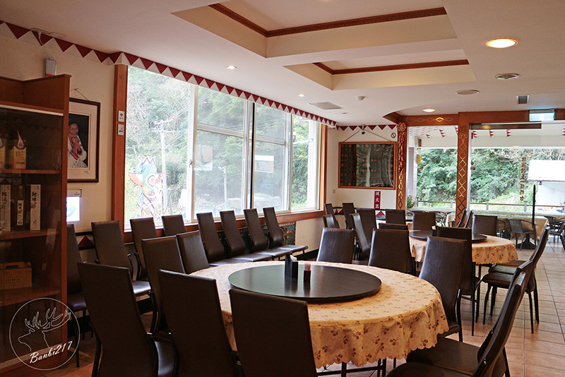 Banbi217 美食旅遊: [台東南橫旅遊住宿]到天使居住的地方旅行:天龍溫泉飯店,天龍吊橋,霧鹿部落砲台公園,利稻,向陽(邀約)