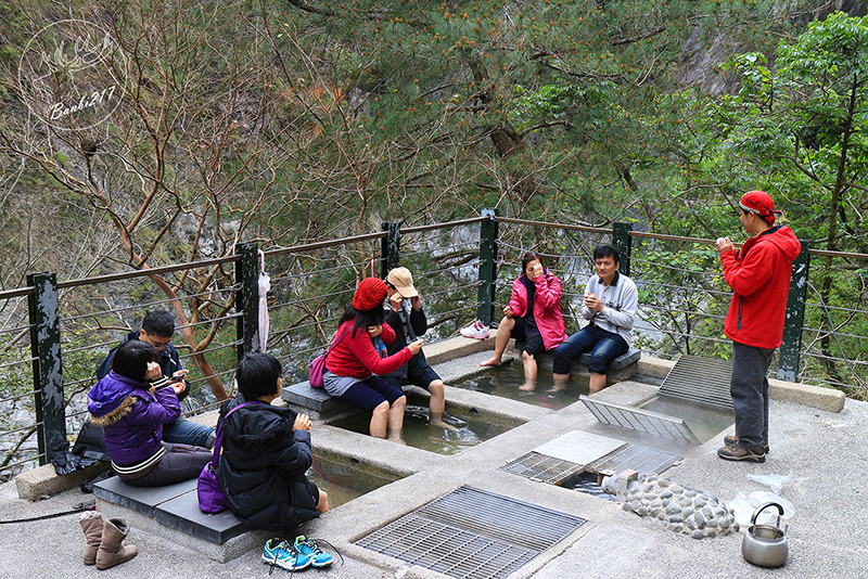 Banbi217 美食旅遊: [台東南橫旅遊住宿]到天使居住的地方旅行:天龍溫泉飯店,天龍吊橋,霧鹿部落砲台公園,利稻,向陽(邀約)
