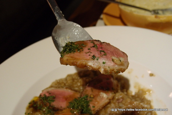 森林旁邊 La Foret(英才館):<口碑券>【台中西區】森林旁邊 La Foret(英才館)-大推每天新鮮直送的超鮮美貽貝!