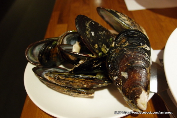 森林旁邊 La Foret(英才館):<口碑券>【台中西區】森林旁邊 La Foret(英才館)-大推每天新鮮直送的超鮮美貽貝!