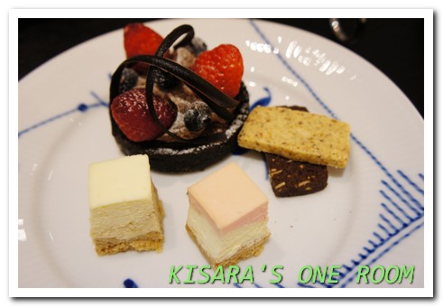 皇家哥本哈根咖啡輕食複合店 Royal Copenhagen:萬餐具用餐體驗──皇家哥本哈根咖啡輕食