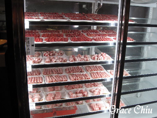 肉品自助吧~鍋爸涮涮鍋(南京店)食材豐富,吃到飽小火鍋優質選%2F捷運小巨蛋%2F捷運松山線%2F台北火鍋%2F台北涮涮鍋%2F台北小火鍋%2F台北鍋物