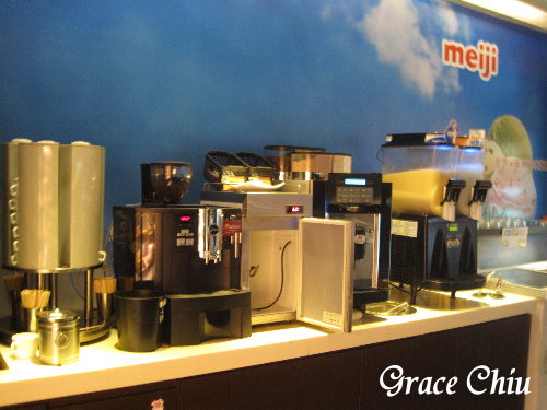 飲料吧~鍋爸涮涮鍋(南京店)食材豐富,吃到飽小火鍋優質選%2F捷運小巨蛋%2F捷運松山線%2F台北火鍋%2F台北涮涮鍋%2F台北小火鍋%2F台北鍋物