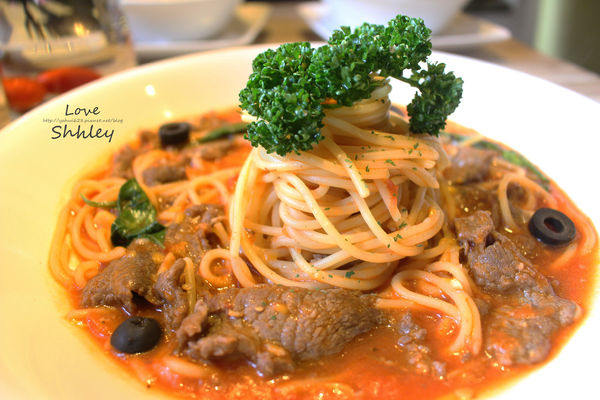 許莉。米塔義式廚房