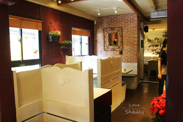 許莉。米塔義式廚房