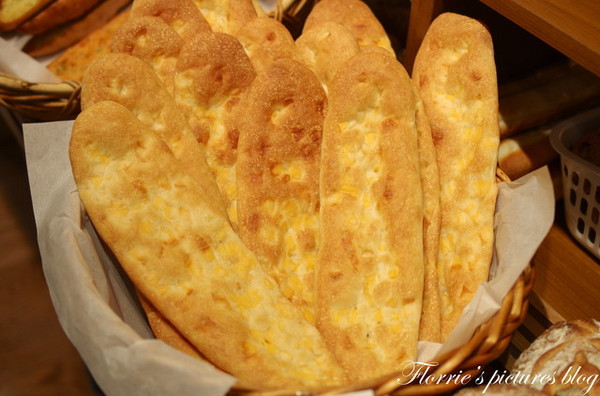 麥嵐綺麵包:試吃~麥嵐綺麵包Mélanger~野上師傅的新品牌,德式烤布丁與Baguette是我的最愛丫