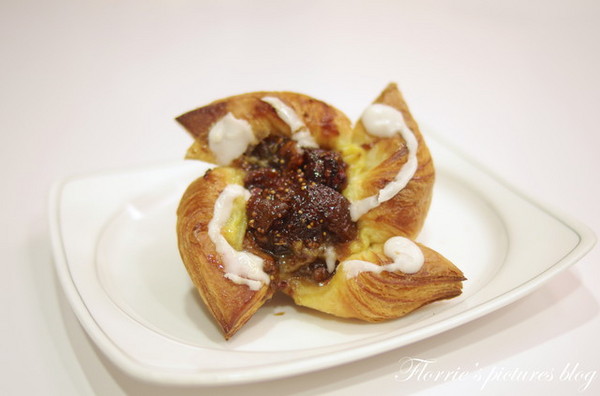 麥嵐綺麵包:試吃~麥嵐綺麵包Mélanger~野上師傅的新品牌,德式烤布丁與Baguette是我的最愛丫