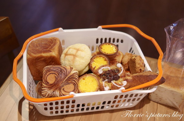 麥嵐綺麵包:試吃~麥嵐綺麵包Mélanger~野上師傅的新品牌,德式烤布丁與Baguette是我的最愛丫