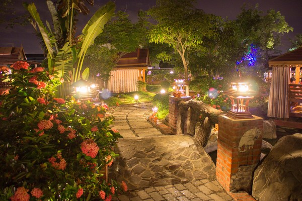 泰國南洋風高腳屋咖啡：[屏東]來去度假囉~泰國南洋風高腳屋咖啡