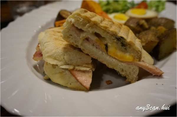 雙起司里肌帕尼尼