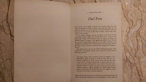 Moooon River Cafe & Books：在圖書館喝下午茶：MOOOON RIVER CAFE．BOOKS