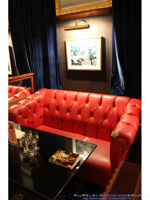 Moooon River Cafe & Books:【食記】oO。。台北 內湖 Moooon River Cafe & Books 這不是圖書館?!嚇~居然是用餐的地方!!假文青必來聖地!。o○。