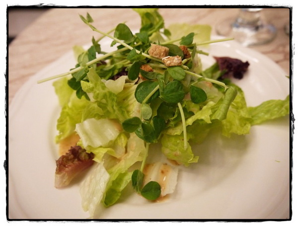 Moon River：【內湖】 Moooon River Cafe & Books－颱風天也要文青模式