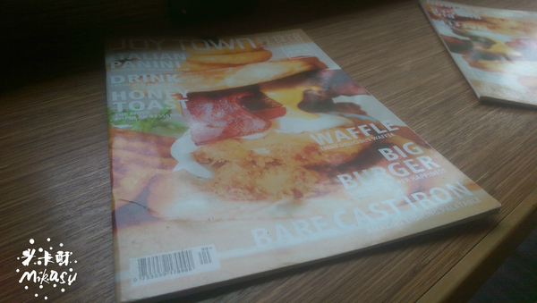 JOY TOWN 忠義堂:【高雄/食﹡鼓山】大份量早午餐.特製怪獸三明治超吸睛.JOY TOWN 忠義堂(美術館店)