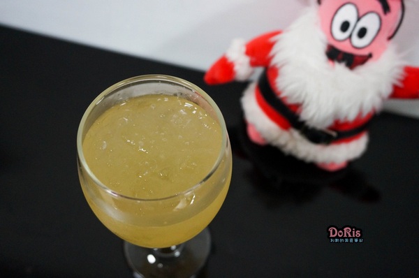 嗆司果茶(台北微風店):手搖飲料 瓶罐裝 喝不完也能帶著走-嗆司果茶(台北微風店)