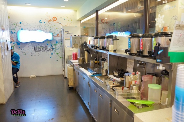 嗆司果茶(台北微風店):手搖飲料 瓶罐裝 喝不完也能帶著走-嗆司果茶(台北微風店)