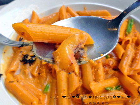 1861 caffe：【食記－邀約】oO。台北　西門町　1861 Caffe　花生麻糬煎餅、西門町下午茶首選、姐妹聚會、平價下午茶　西門町下午茶的新勢力，這家絕對不能錯過～。o○。