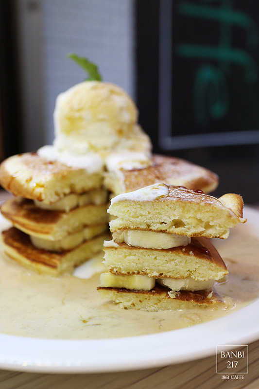 Banbi217 美食旅遊: 1861 caffe 西門町咖啡館餐廳,菜單,義大利麵,厚煎餅,燉飯,Pizza披薩,下午茶(捷運西門站)[邀約]