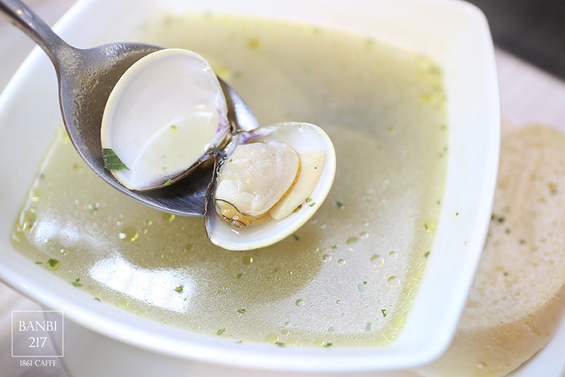 Banbi217 美食旅遊: 1861 caffe 西門町咖啡館餐廳,菜單,義大利麵,厚煎餅,燉飯,Pizza披薩,下午茶(捷運西門站)[邀約]