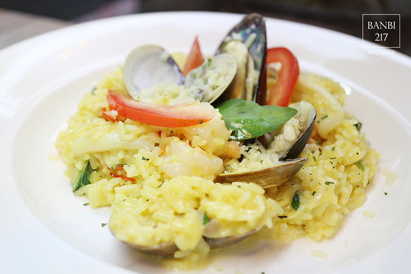 Banbi217 美食旅遊: 1861 caffe 西門町咖啡館餐廳,菜單,義大利麵,厚煎餅,燉飯,Pizza披薩,下午茶(捷運西門站)[邀約]