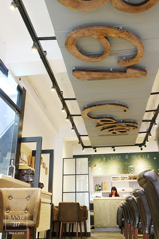 Banbi217 美食旅遊: 1861 caffe 西門町咖啡館餐廳,菜單,義大利麵,厚煎餅,燉飯,Pizza披薩,下午茶(捷運西門站)[邀約]