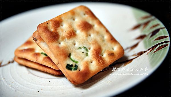 志明花生糖：【志明花生糖】不黏牙的好滋味～遵古法手工製作，傳三代的好手藝