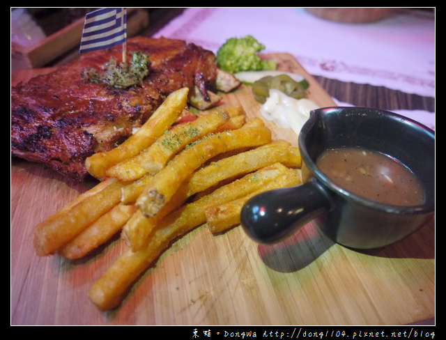 【台北食記】Buffalo 水牛城美式碳烤牛排。美式牛排漢堡專賣