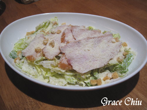 燻雞凱薩沙拉~Capricciosa卡布里喬莎(站前店)