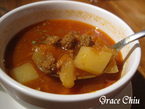 商業午餐～Capricciosa卡布里喬莎站前店