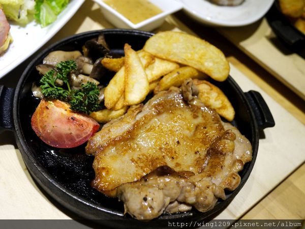 鬥牛士Brunch牛排：牛排店也賣起豐盛早午餐。【鬥牛士Brunch&牛排】