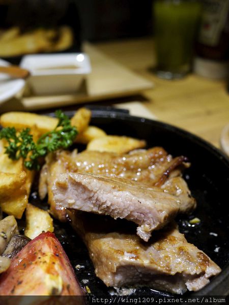 鬥牛士Brunch牛排：牛排店也賣起豐盛早午餐。【鬥牛士Brunch&牛排】