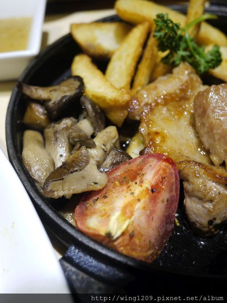 鬥牛士Brunch牛排：牛排店也賣起豐盛早午餐。【鬥牛士Brunch&牛排】