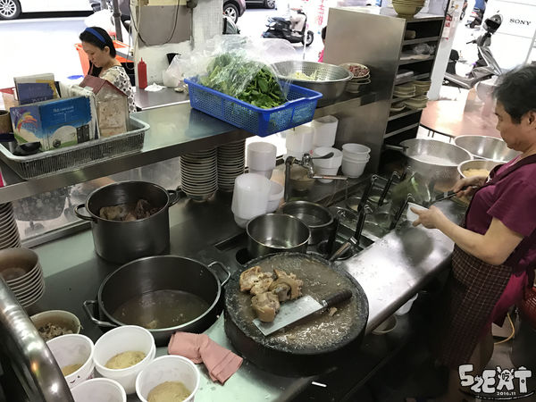 南屯豬腳4.jpg