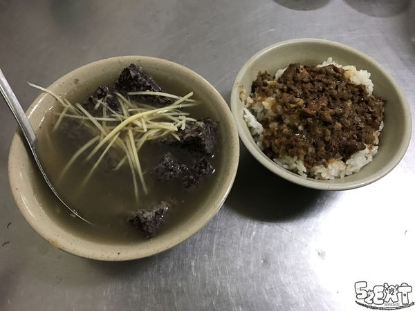食記南屯豬腳11.jpg