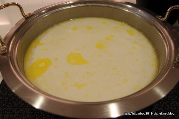 犢家私房火鍋料理：＜團購券＞【台中南屯】犢家私房火鍋料理－團購打折品質也打折嗎？原價不太划算