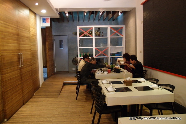 犢家私房火鍋料理：＜團購券＞【台中南屯】犢家私房火鍋料理－團購打折品質也打折嗎？原價不太划算