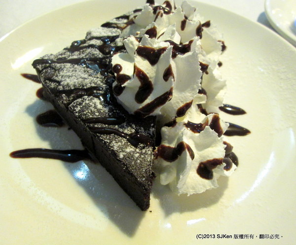 cm20131219___5df21aa0372aed66fa969381e2d