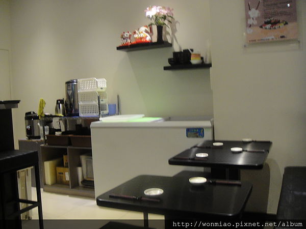 魚小町刺身/生魚片丼飯專賣店:【台北大安】食材新鮮又好吃 ★★ 魚小町刺身/生魚片丼飯專賣店 ★★