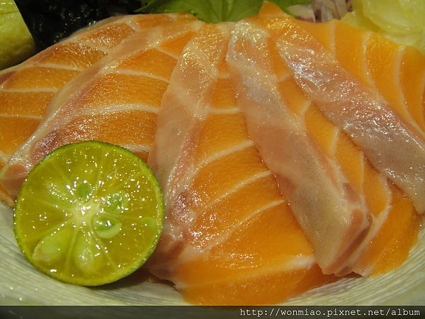 魚小町刺身/生魚片丼飯專賣店:【台北大安】食材新鮮又好吃 ★★ 魚小町刺身/生魚片丼飯專賣店 ★★