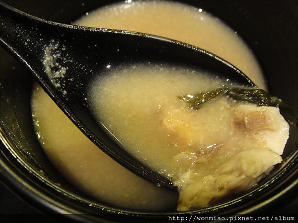 魚小町刺身/生魚片丼飯專賣店:【台北大安】食材新鮮又好吃 ★★ 魚小町刺身/生魚片丼飯專賣店 ★★