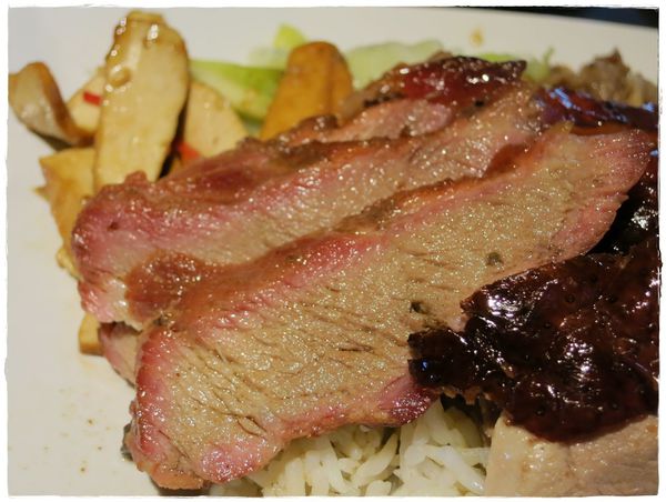 北市－蘆洲－大三巴港式餐廳－雙拼燒臘飯－燒肉