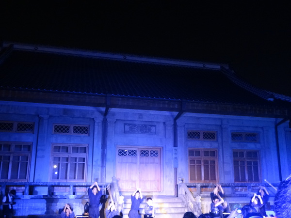 2013築光臺中3D光雕藝術節(演武場)：1021108[官本金文愛台灣]2013築光臺中3D光雕藝術節(演武場)劇情易懂解析度卻變差