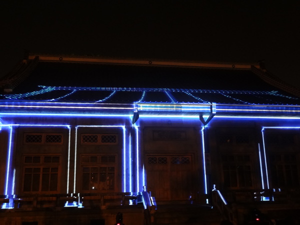 2013築光臺中3D光雕藝術節(演武場)：1021108[官本金文愛台灣]2013築光臺中3D光雕藝術節(演武場)劇情易懂解析度卻變差