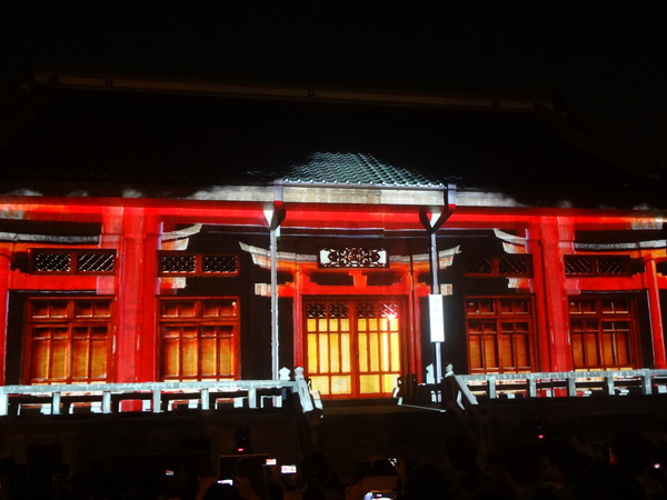 2013築光臺中3D光雕藝術節(演武場)：1021108[官本金文愛台灣]2013築光臺中3D光雕藝術節(演武場)劇情易懂解析度卻變差