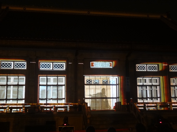 2013築光臺中3D光雕藝術節(演武場)：1021108[官本金文愛台灣]2013築光臺中3D光雕藝術節(演武場)劇情易懂解析度卻變差