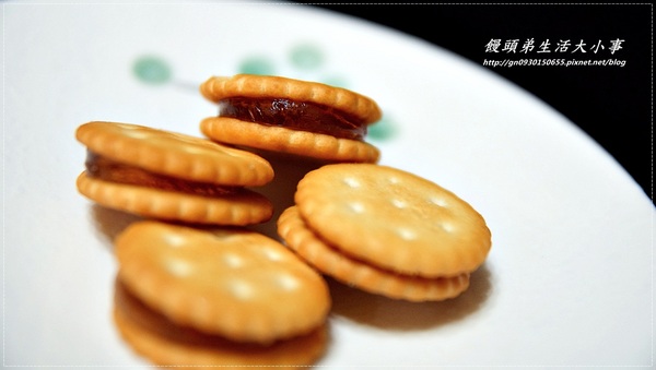 章成麥芽餅:【章成麥芽餅】台南十大伴手禮之一。。好吃不黏牙的麥芽餅