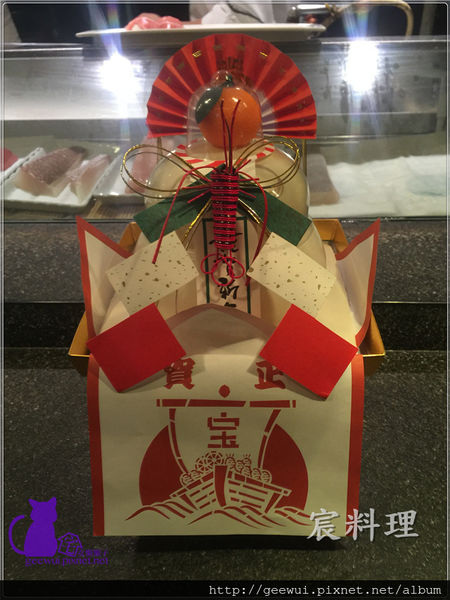 宸料理頂級日式料理:信義區美食 宸料理 極致工藝展現的超精緻無菜單料理!信義區最低調的奢華空間,最頂級的法式日本料理! 完美演繹台灣食材、日式精工、法式擺盤!