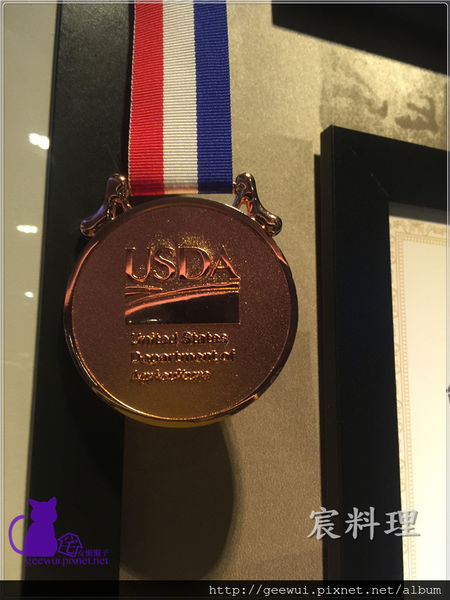 宸料理頂級日式料理:信義區美食 宸料理 極致工藝展現的超精緻無菜單料理!信義區最低調的奢華空間,最頂級的法式日本料理! 完美演繹台灣食材、日式精工、法式擺盤!